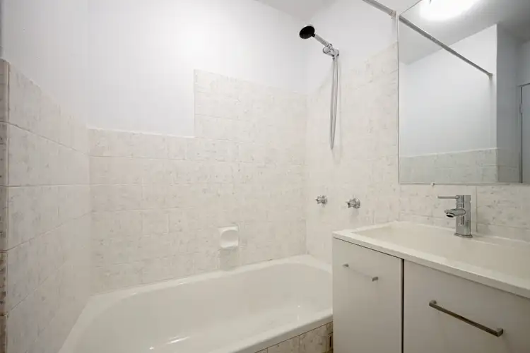 Fifth view of Homely studio listing, 28/6 Marrawah Street, Lyons ACT 2606