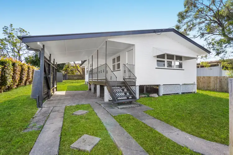 68 Robertson Road, Eastern Heights QLD 4305