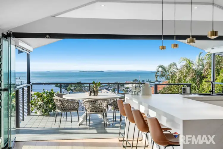 8 Oceana Terrace, Manly QLD 4179