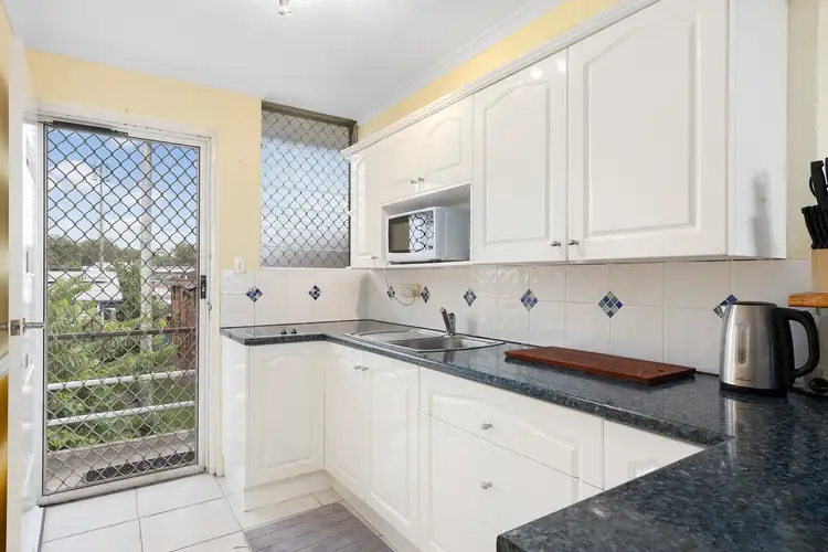 Third view of Homely unit listing, 6/9 Meredith Street, Redcliffe QLD 4020