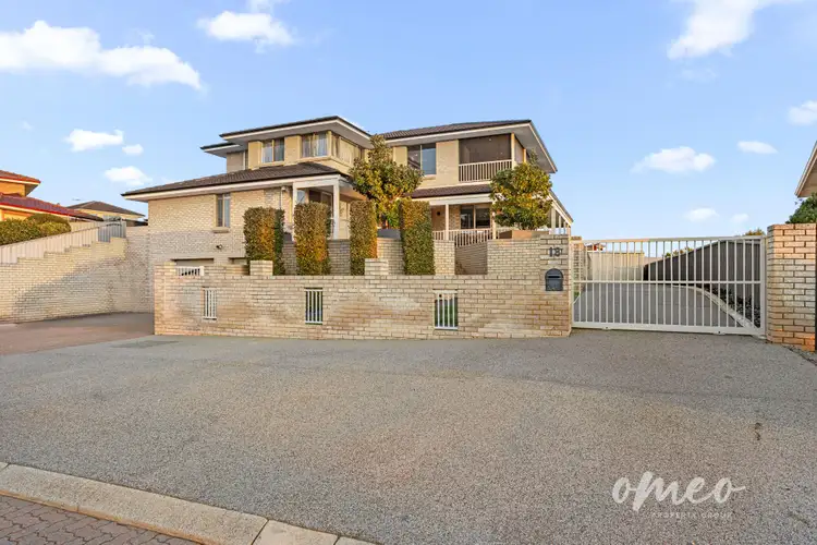 18 Vlaming Rise, Coogee WA 6166
