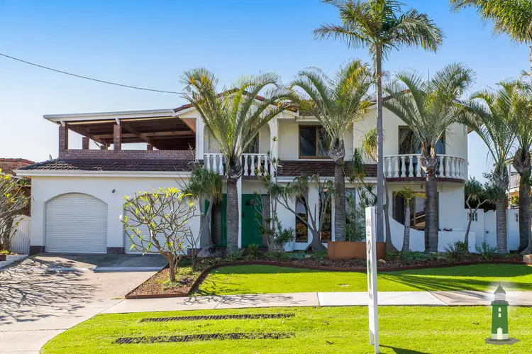204 Clontarf Road, Hamilton Hill WA 6163