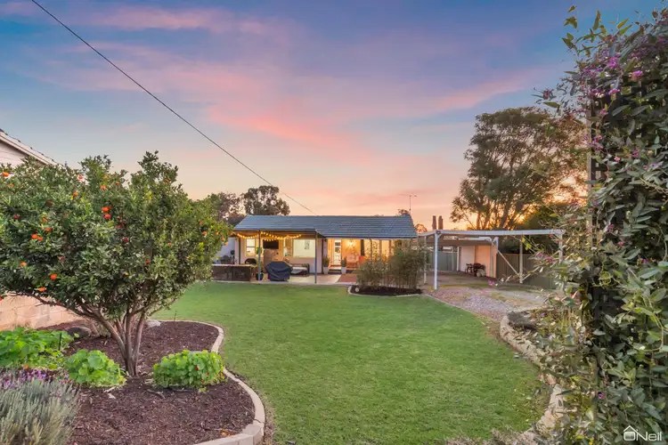 3 Brook Place, Kelmscott WA 6111
