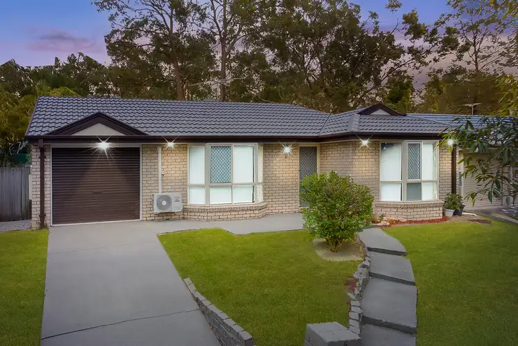 8 Isaac Court, Hillcrest QLD 4118