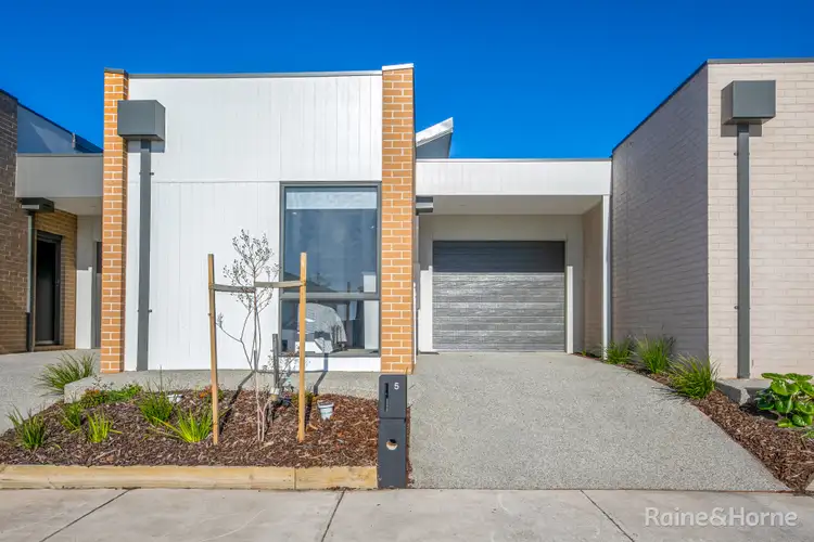 5 Bluey Crescent, Sunbury VIC 3429