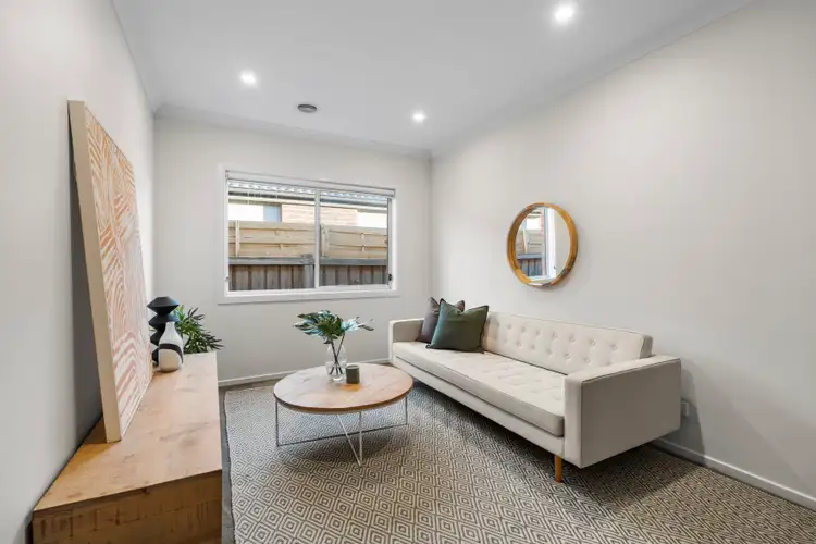 Fifth view of Homely house listing, 4 Burnett Drive, Beveridge VIC 3753