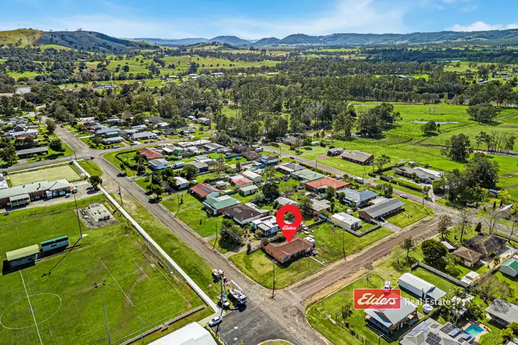 139 Queen Street, Clarence Town NSW 2321
