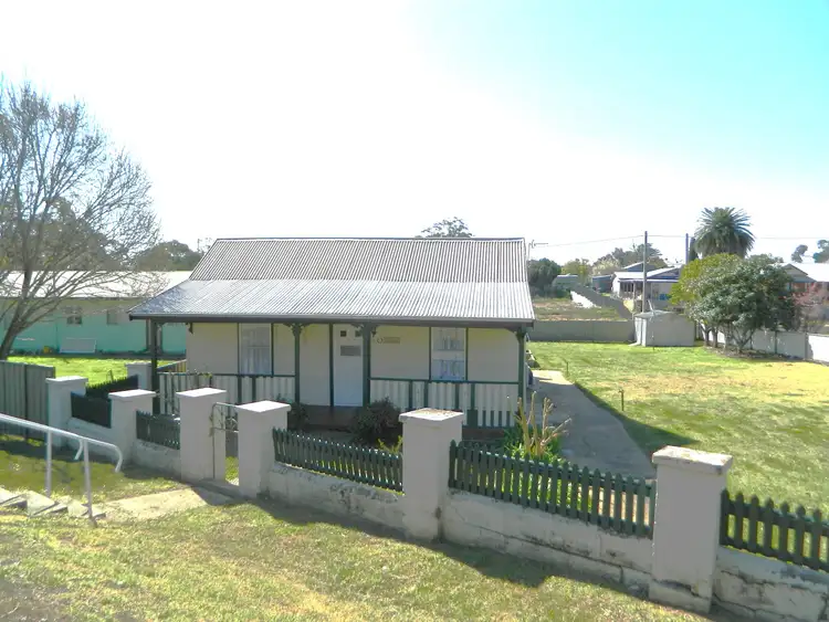 4 White Crescent, Kandos NSW 2848
