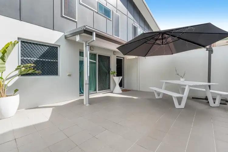 Fourth view of Homely apartment listing, 3/207 Brisbane Street, Bulimba QLD 4171