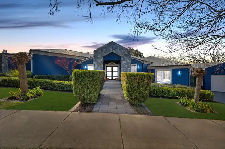2 Viner Place, Nicholls ACT 2913