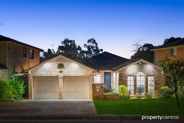 15 Ridgetop Drive, Glenmore Park NSW 2745