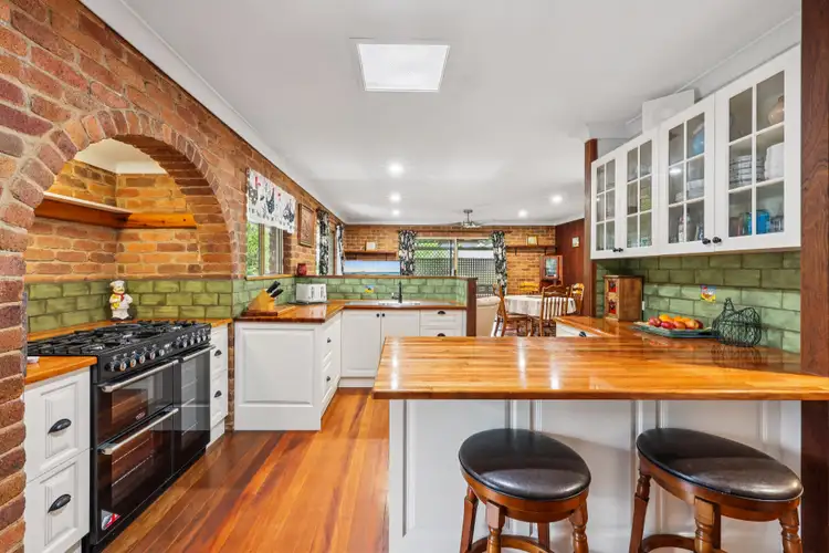 25 Paterson Road, Yatala QLD 4207