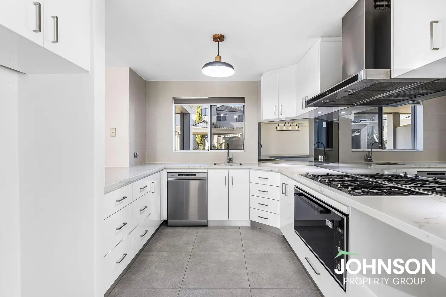 Main view of Homely townhouse listing, 15/19 Fogerthorpe Crescent, Maylands WA 6051