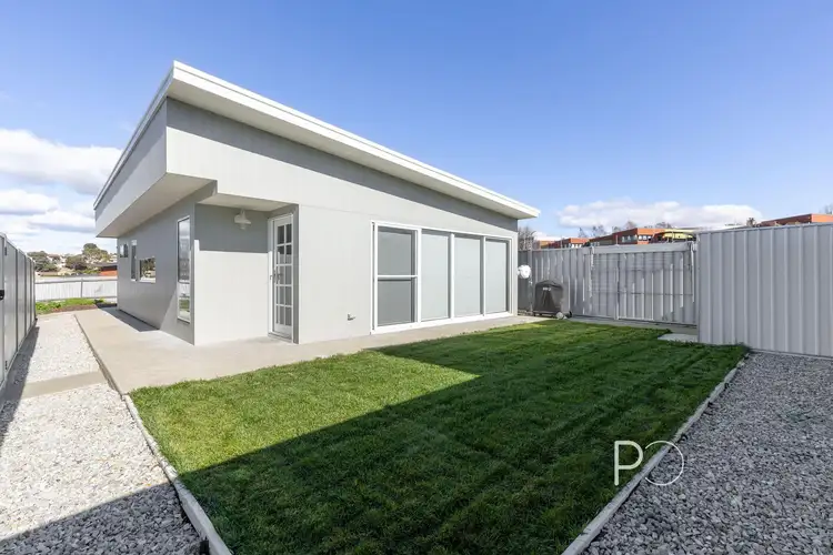 8/29a Middle Road, Devonport TAS 7310