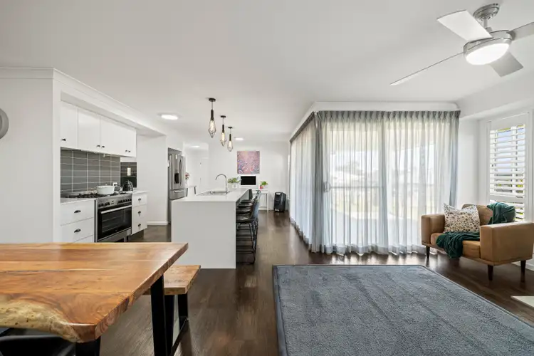 Fifth view of Homely house listing, 10 Lapwing Crescent, Meringandan West QLD 4352