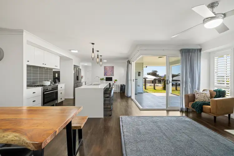 Sixth view of Homely house listing, 10 Lapwing Crescent, Meringandan West QLD 4352