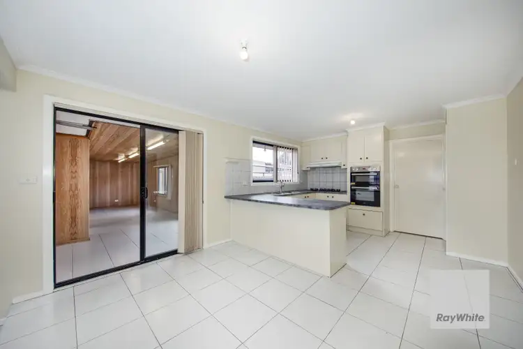 Fifth view of Homely house listing, 4 Moonstone Circuit, St Albans VIC 3021