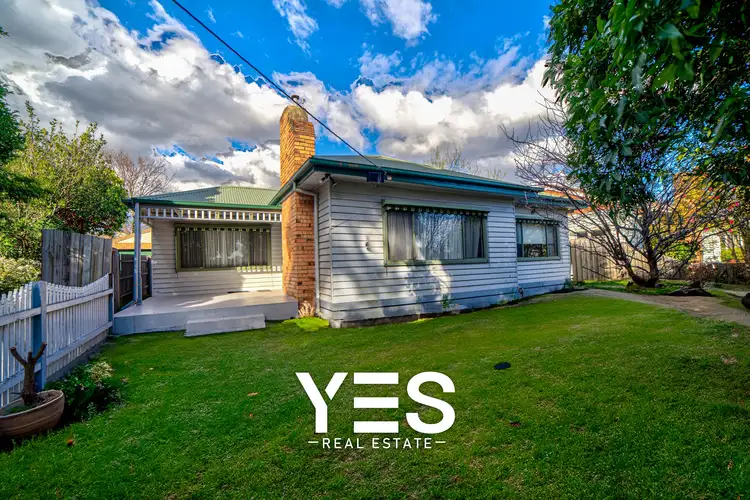 1/4 Allen Street, Glen Waverley VIC 3150