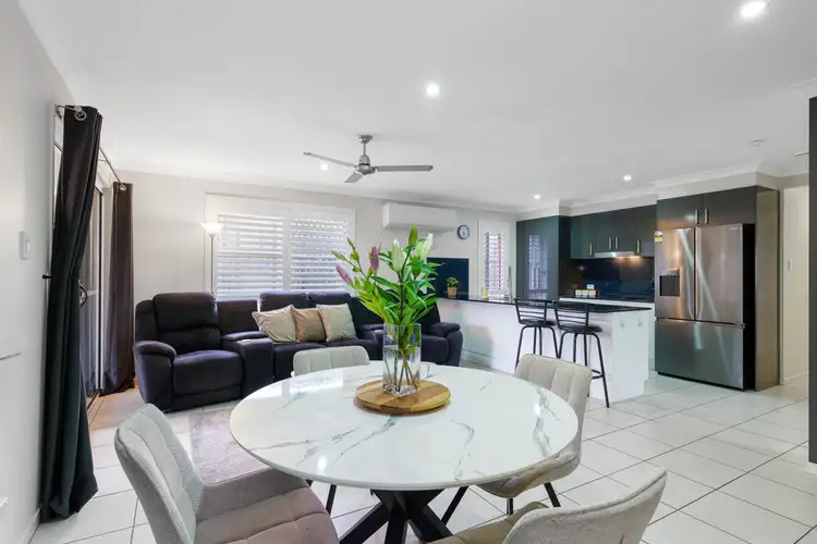 8 Sienna Crescent, Pimpama QLD 4209