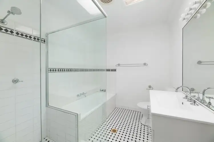 Sixth view of Homely villa listing, 15/17 Binya Place, Como NSW 2226