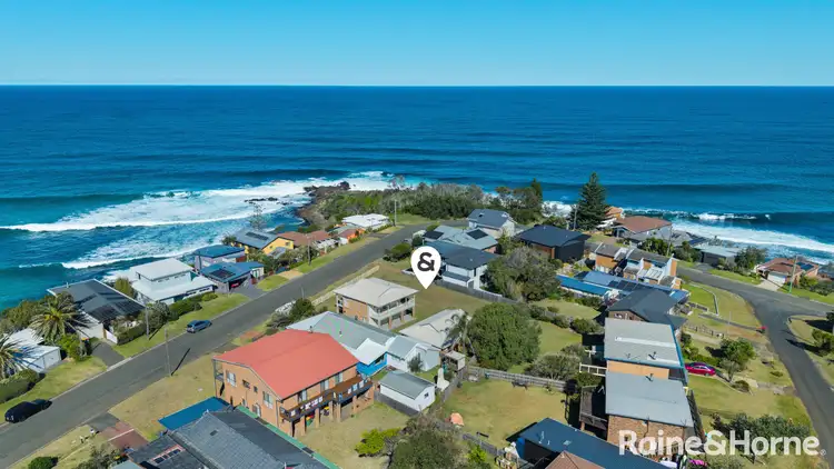 24 Sunset Strip, Manyana NSW 2539