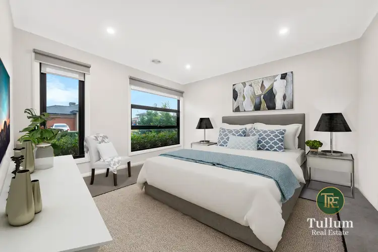 79 Moxham Drive, Clyde North VIC 3978