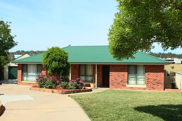 16 Weal Place, Windradyne NSW 2795
