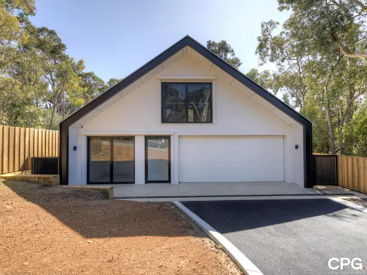 13 Dixon Road, Kalamunda WA 6076