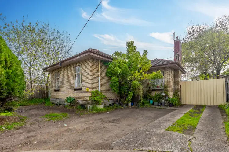 12 Lord Place, Braybrook VIC 3019
