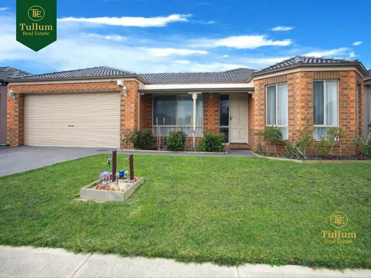 16 Reynard Place, Cranbourne East VIC 3977