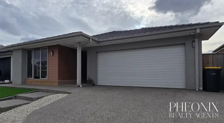 27 Rosewater Street, Manor Lakes VIC 3024