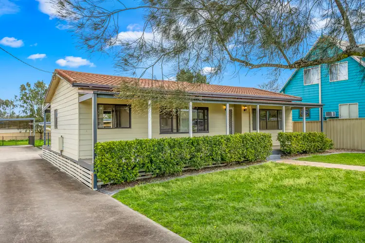 60 Kent Street, Greta NSW 2334