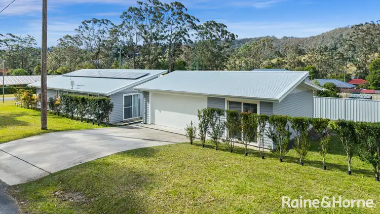 12 Alma Avenue, Fishermans Paradise NSW 2539
