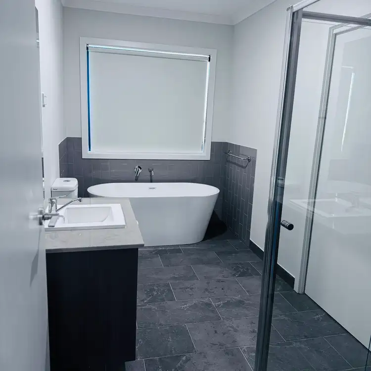 Fifth view of Homely house listing, 10 benhar st, Thornhill Park VIC 3335