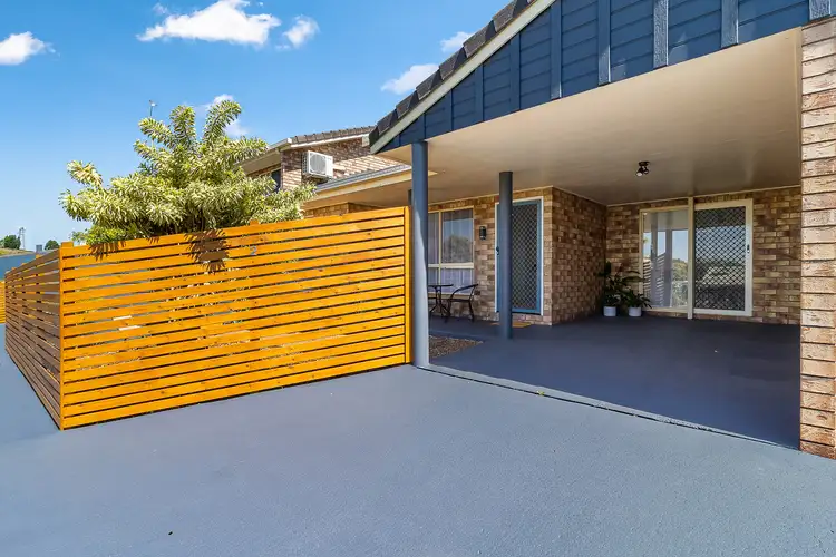 2/6 Mungomery Street, Childers QLD 4660