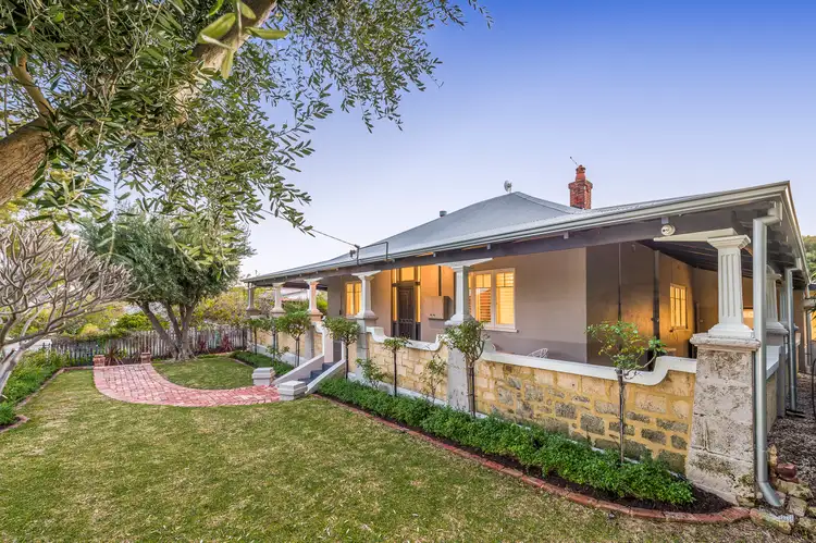 Sixth view of Homely house listing, 11 Sea View Street, Beaconsfield WA 6162