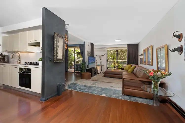 54-58 Dee Why Parade