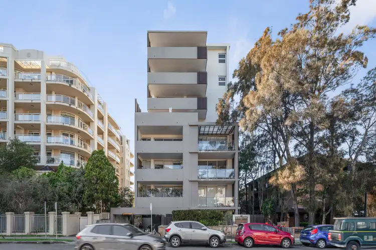 Sixth view of Homely apartment listing, 16/64 Penkivil Street, Bondi NSW 2026