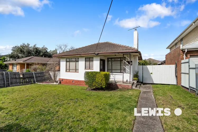 17 Queens Parade, Fawkner VIC 3060