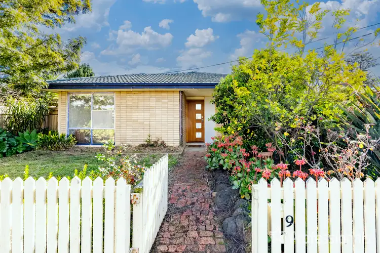 9 Lovell Court, Whittington VIC 3219