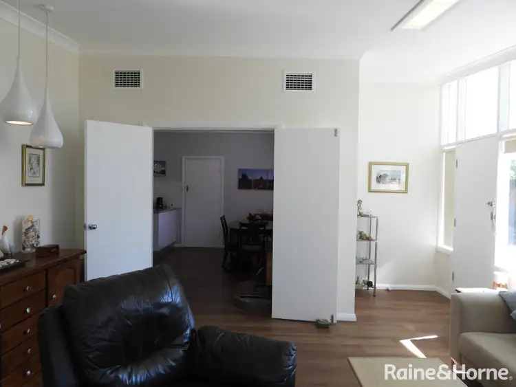 2 Crane Place, Moree NSW 2400