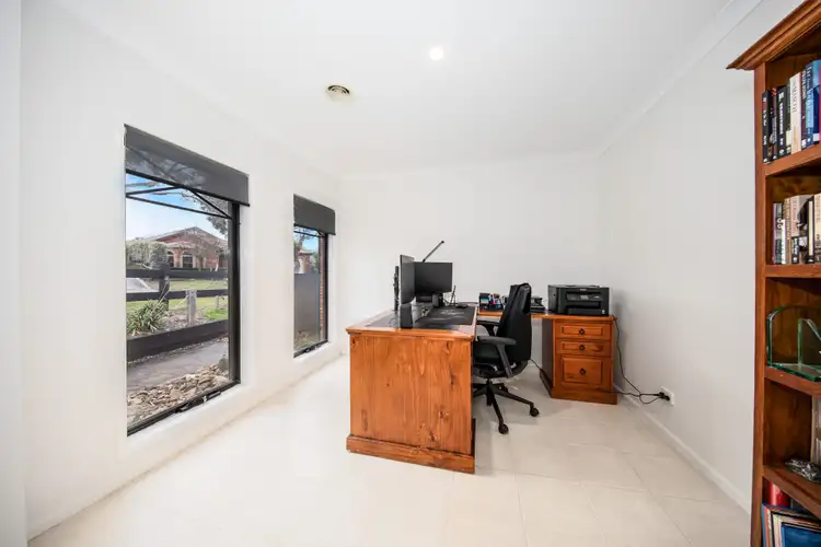Fifth view of Homely house listing, 8 Semillon Court, Sunbury VIC 3429