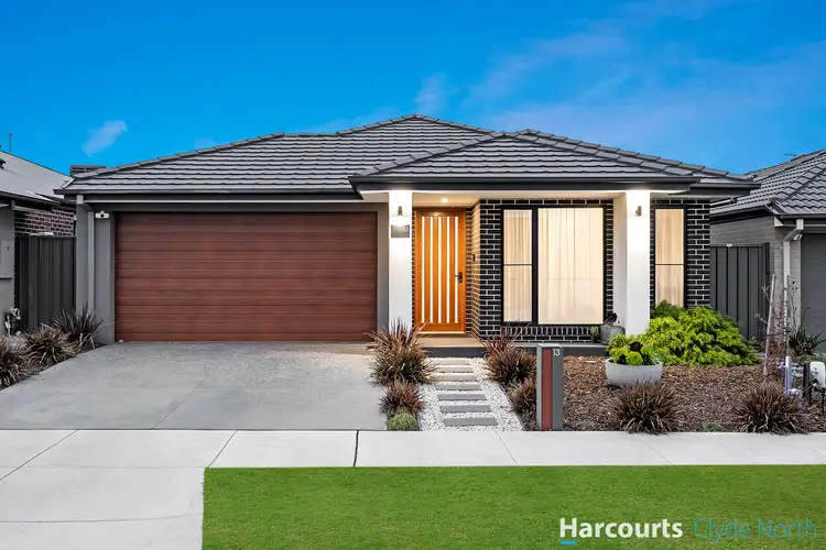 13 Magenta Street, Clyde North VIC 3978