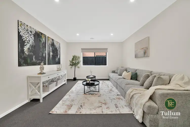 Fifth view of Homely house listing, 10 Vulpine Street, Clyde VIC 3978