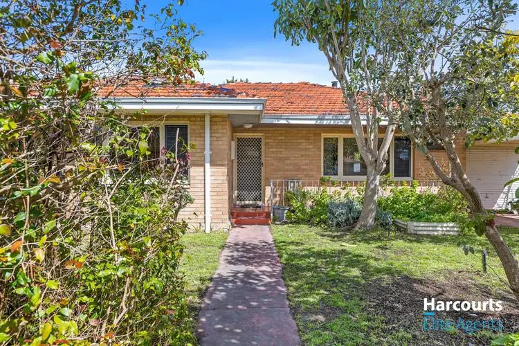 13 Ray Street, Rockingham WA 6168