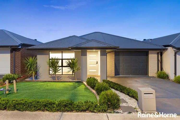 68 Annabella Street, Cranbourne East VIC 3977