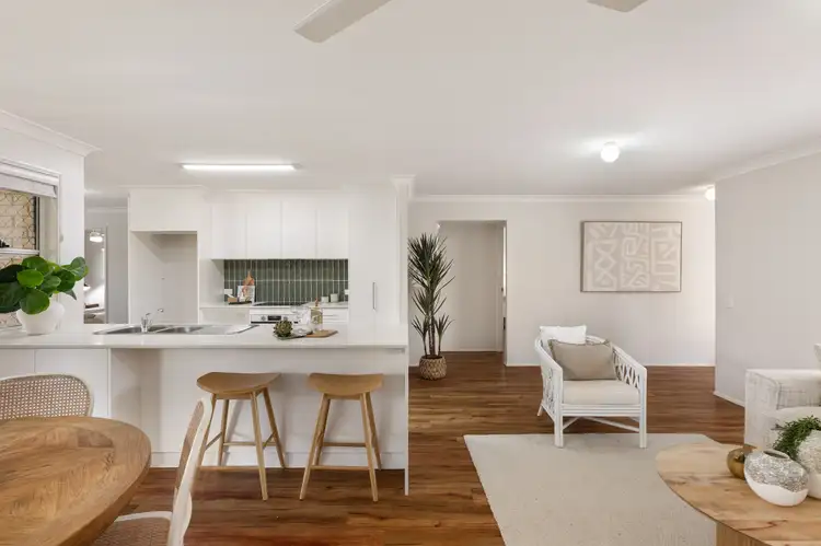 15 Thoms Avenue, Boondall QLD 4034