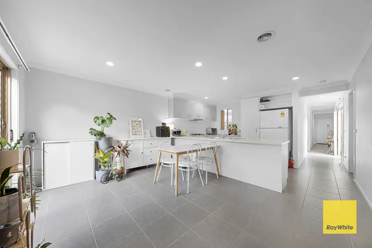 44 Tom Roberts Parade, Point Cook VIC 3030