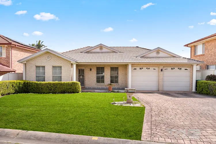 6 Belledale Close, St Clair NSW 2759