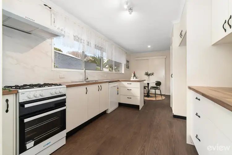 Seventh view of Homely house listing, 10 Milford Crescent, Frankston VIC 3199